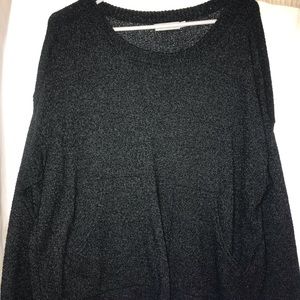 Cozy sweater with pockets!!